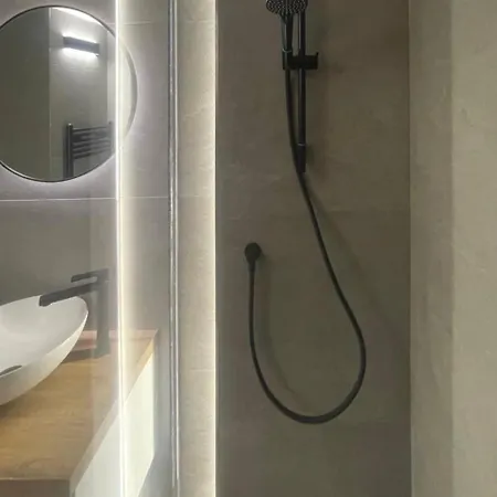 River Cross Apartment Verona