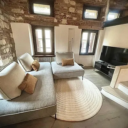 River Cross Apartment
