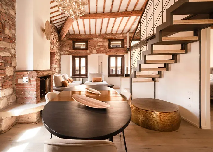 River Cross Apartment