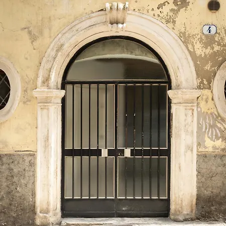 River Cross * Verona