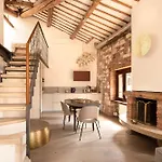 Apartman River Cross *